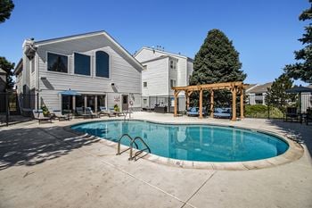 Resort-inspired pool